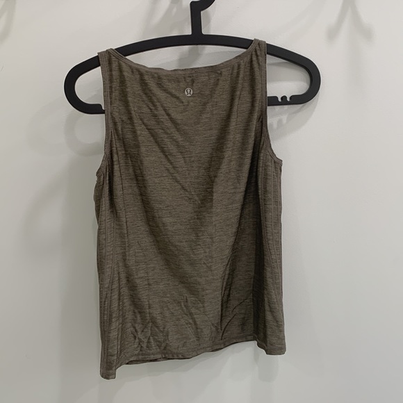 Lululemon Grey Tank - Picture 2 of 10
